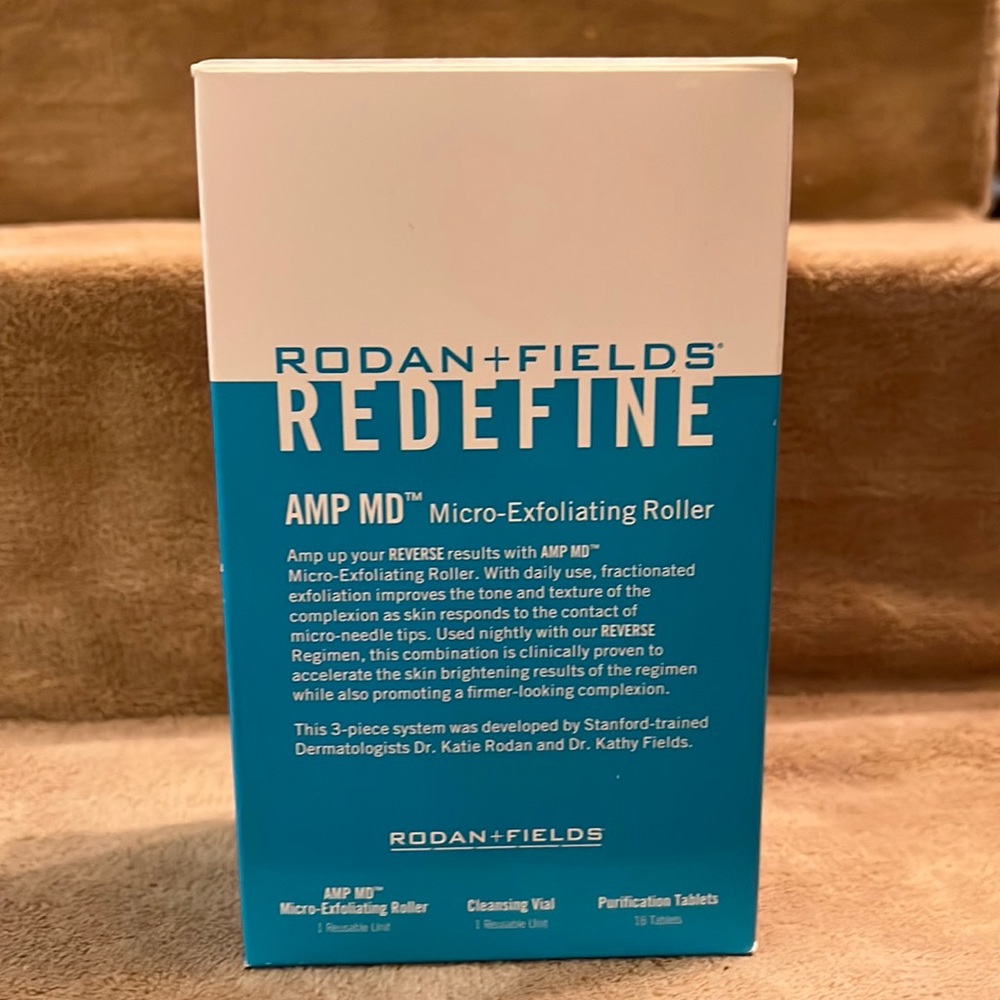 Rodan and Fields AMP MD MICRO EXFOLIATER ROLLER new in box
